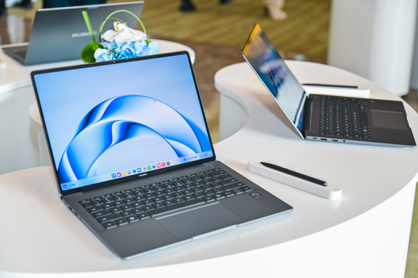 布企业办公迈向“鸿蒙化”时代！开元棋牌app新一代鸿蒙电脑发